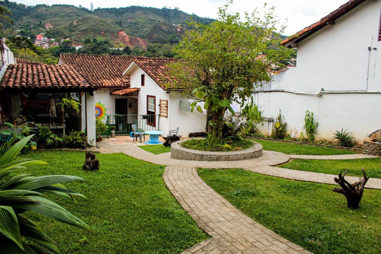 - Casa Pitanga - Acomodacao Lindissima Pertinho Da Igreja Do Rosario オウロ・プレット エクステリア 写真